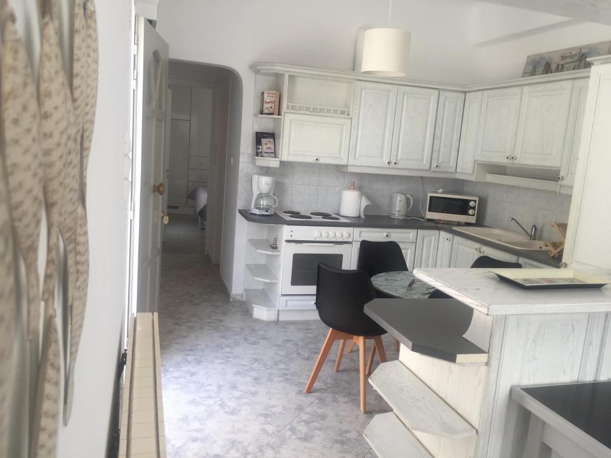 Studio Apartment Violetta At Livadia Beach Parikia  Exterior photo